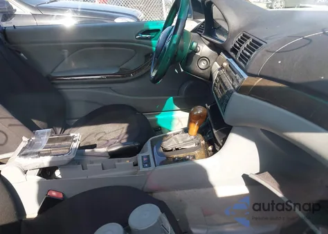 2001 BMW 325Ci from USA, damaged, VIN WBABS33471JY54074